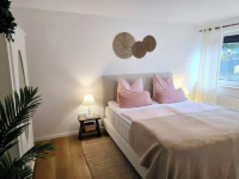 Apartment Seeloft with balcony and direct lake view on the Möhnesee Hotels in Mohnesee