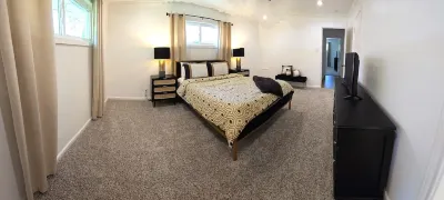 Polished Home Near Central/Galleria/NRG/Med Ctr Hotels near iBurn