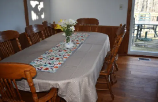 WoodHaven, A Wooded Get Away Where Memories Are Made That Comfortably Sleeps 8