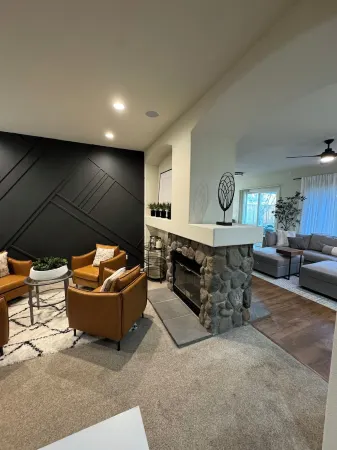 Remodeld! Private 4 beds 2 bath Spa + Fireplace! Отели рядом с достопримечательностью «Maidu Museum & Historic Site»