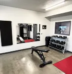 舒適一卧室、健身房、交誼室、陽台公寓 - 健身室/gym room