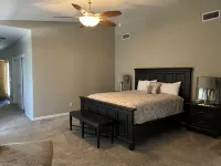 Spacious Dragon Lake Villa on Lake Naci in Paso Robles Wine Country w/Internet