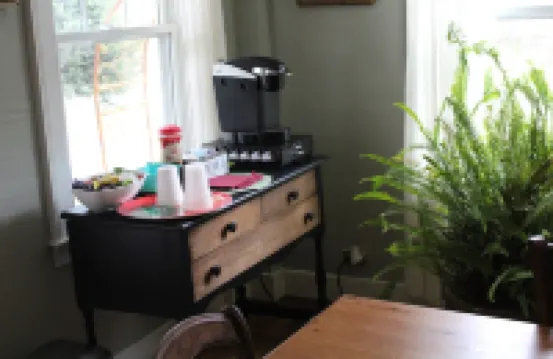 Spacious Private Guest Suite near Colgate