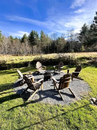 Rocky Branch Retreat on 33 acres with fenced yard, fireplaces & deck