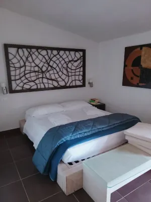 Accogliente Camera con Grande Terrazzo. Animali Domestici Ammessi Hotel a Vieste