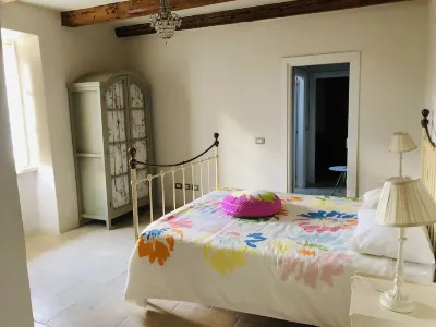 VILLAROSA SPICCIANO Exclusive Villa with pool