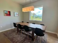 New Const Stowe Modern Sleeps 8. View: Mt Mansfield & River! Private, EV Charger
