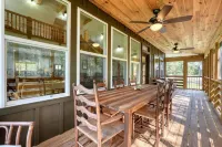 Creek Front and Gorgeous Mountain View’s, Fishing, Tubing, WiFi