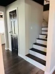 Local Host - The Pink Door - 2 Bedroom Home