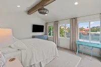 The Breeze: Pool + HotTub + Steps to Beach + Top Restaurants - شاطئ