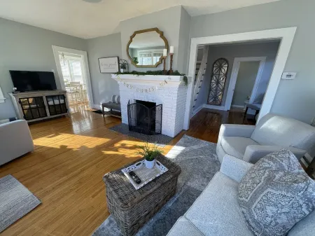 Simply Charming Cottage