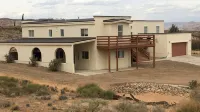 Enjoy stunning Lake Powell views from your deck—relax, unwind, and explore! Hotels near Horseshoe Bend
