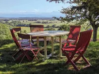 Charming gîte with view, private spa and swimming pool Hôtels à : Monfaucon