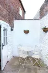 Beautifully Restored 2 Bedroom, Pet Friendly Cottage, Ideal for Exploring Exmoor Hotels in Dunster