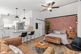 Spacious Industrial Style Guesthouse