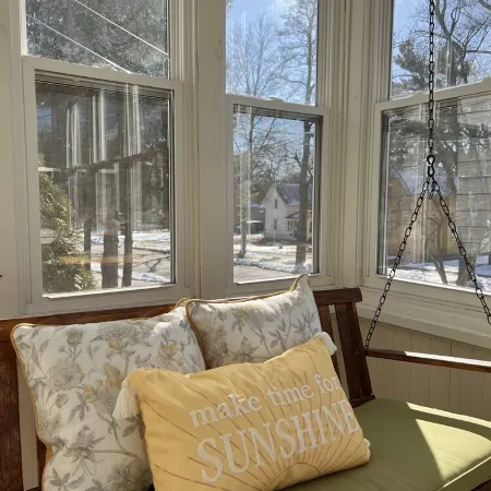 3 Bed, 2 Bath Cozy Home Across from Zoo in the Heart of Baraboo.