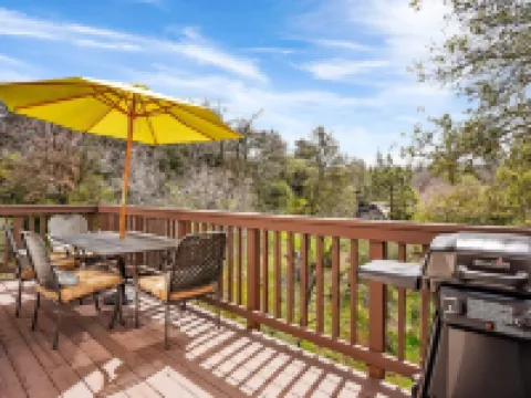 Big 5bd Julian Country Home! 5min to downtown Julian, wineries, hiking. 朱利安酒店