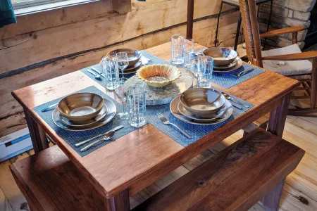 Gorgeous Cabin - Fast 100mbps WiFi - Pet Friendly!