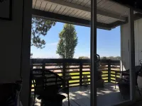 Stunning Alameda Beachfront Apt.  Spectacular Dtown SF Views- Book Now on VRBO! Hotels in Alameda