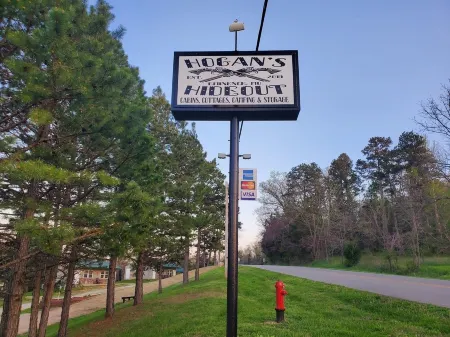 Hogan's Hideout Duplex #18 is a cozy, private duplex