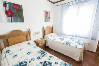 Private villa with heated pool and hot tub in Nerja (Malaga)