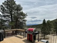 3 BR +Loft + 2 Bathroom Mtn Cabin w/ Hot Tub - New Deck and Paved Driveway!