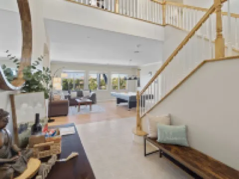 Resort-style Home with stunning views, pool, hot tub, putting green โรงแรมในฟอลล์บรูค