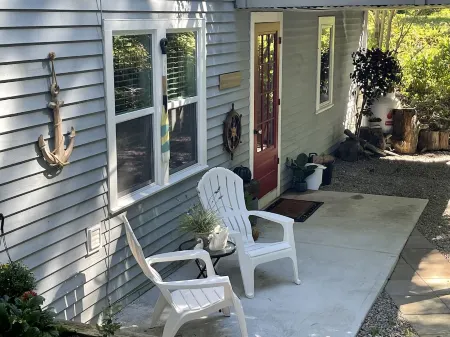 Vienna's Place Отели рядом с достопримечательностью «When Pigs Fly Bakery»