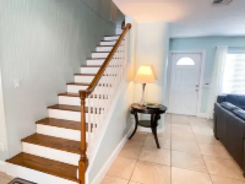 Skyline Breeze - Minutes from downtown Jensen Beach Hotels in Jensen Beach
