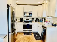 Immaculate House Steps from Manasquan Beach