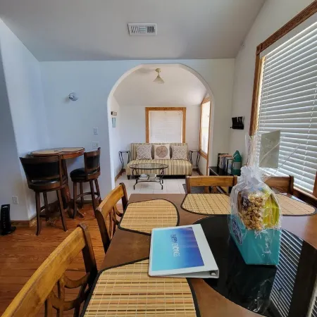 Semi-Oceanfrnt Sea View/ Pool/ Hot Tub/ Beds Made/2 Min Walk to Bch Access