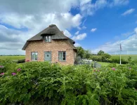 Behind the dike - directly in front of the North Frisian Islands