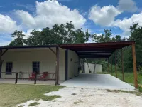 PERFECTLY CUTE COUNTRY BARDOMINIUM ON 11 ACRES