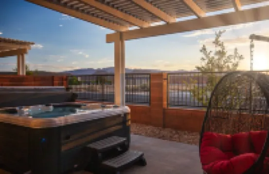 Moon Sage Retreat with Private Hot Tub