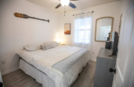 Blue Haven-Beach Condo with Pool and Hot Tub