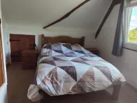 Little house Hotels near Field of the Cloth of Gold / Camp du Drap d'Or (7-24 June 1520)