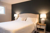 Book it and Love it! HGTV Looking Home