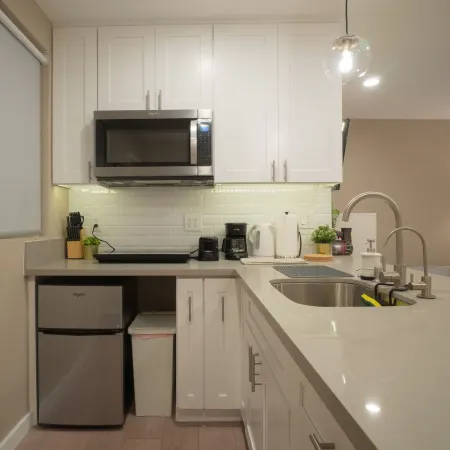 Modern Private Studio - Mins away from Everything in Pasadena!