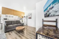Spacious Ocean Beach Studio w/ Parking - Short Walk to the Beach