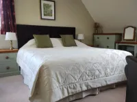 Wich Hazel a rural retreat for two