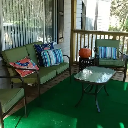 Quiet getaway in updated home in Fl state forest
