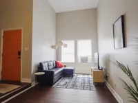 Luxury Cozy Palace Downtown