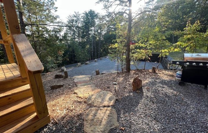 Bluff view cabin