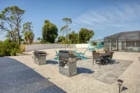 Unit B.Clean,Great Location,Dockage Available,Heated Pool,Huge Back Yard