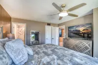 Waterfront 5Br Luxury Home – Pool, Spa, Boat Lift, Putting Green, Fire Pit - balcony