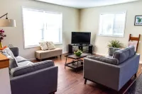 Bright & Private Home ~ Close To Downtown MQT