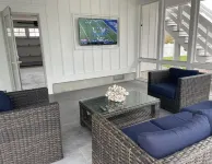 Heated pool and spa. Walk to the beach.  With elevator.