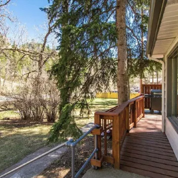 ⁑Forest Haven⁑Secluded & Scenic⁑Close to town⁑