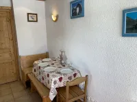 Tignes Val Claret - Centre of the combined Tignes and Val d'Isere ski area