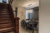 Restored Pottsville Townhome - Centrally Located! Hotels in Pottsville